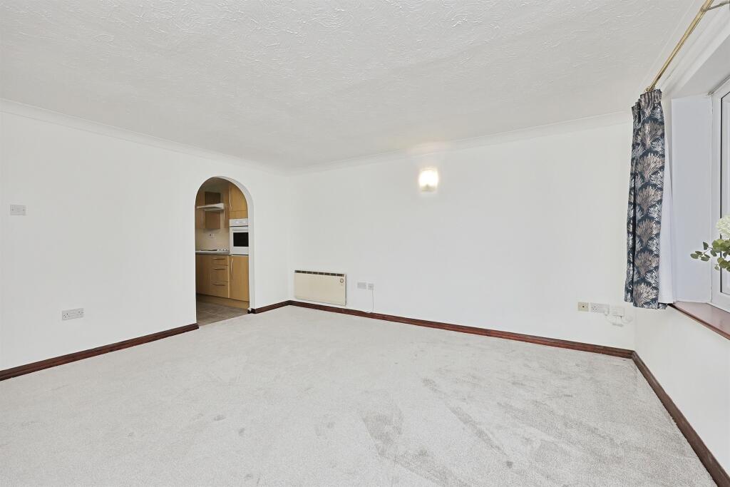 Apartment in Wymondham - More