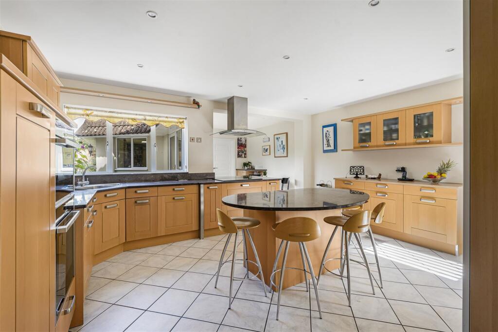 House in Stevenage - View 4