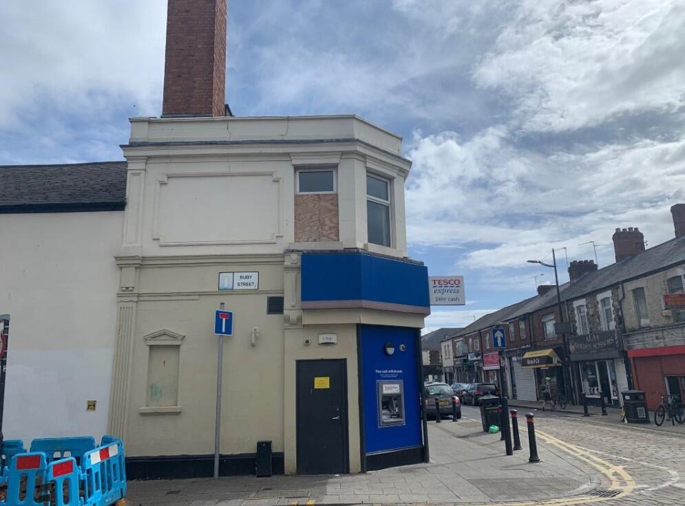 Main image of property: 31-32 Clifton Street, Cardiff, CF24 1LR