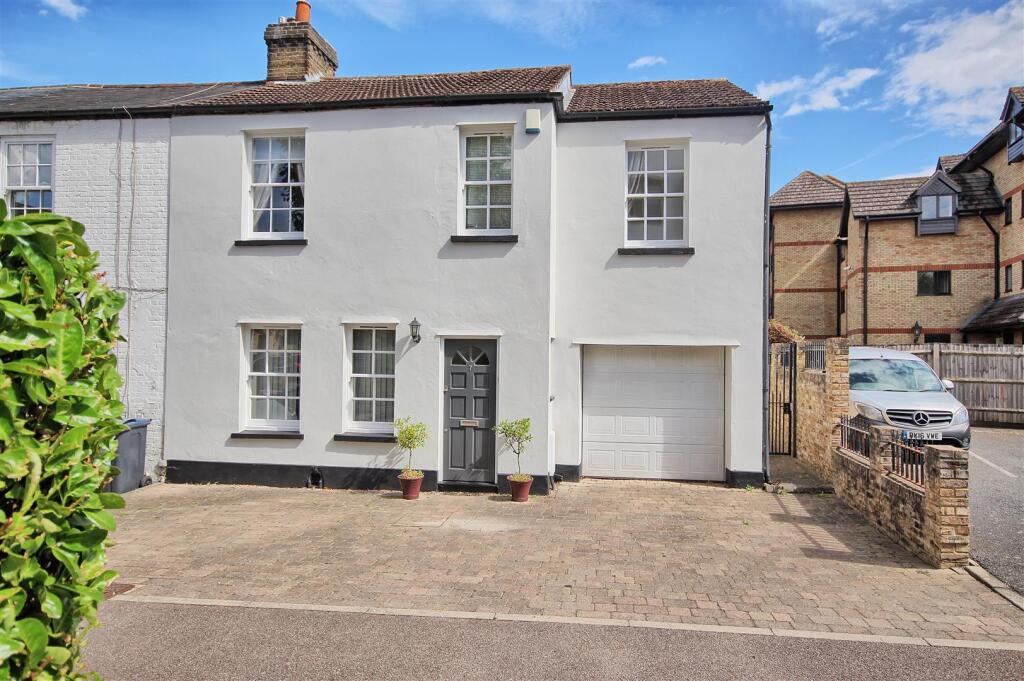 4-bed terraced on River Street - Ware - Four Bedroom Riverside Victorian Home, £700,000
