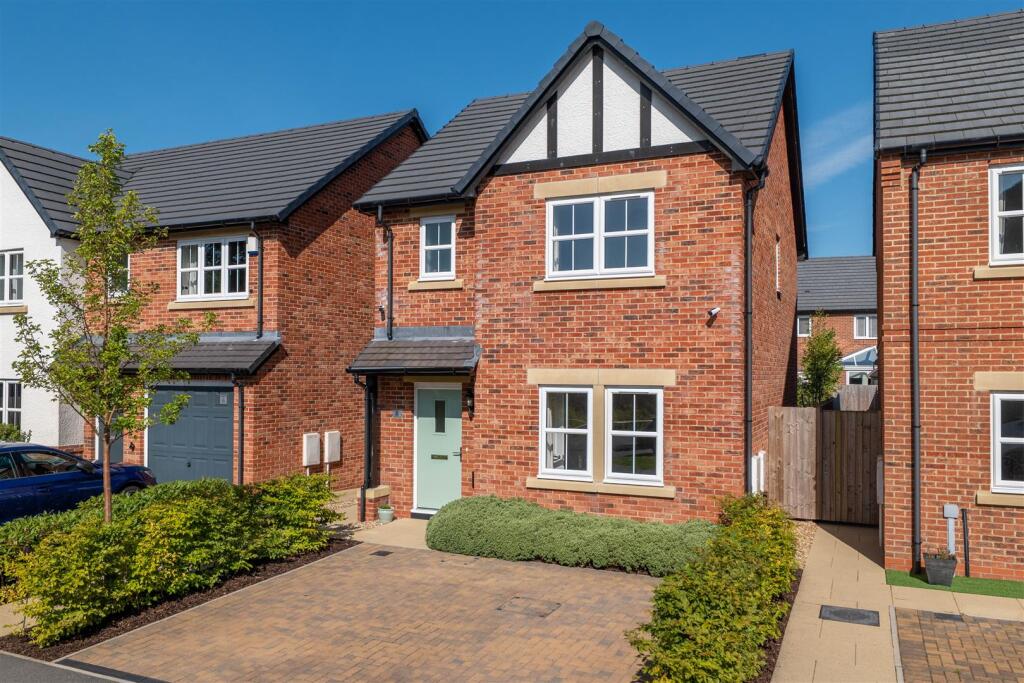 House in Preston, Grimsargh