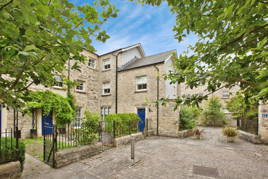 West End Court, Shepton Mallet