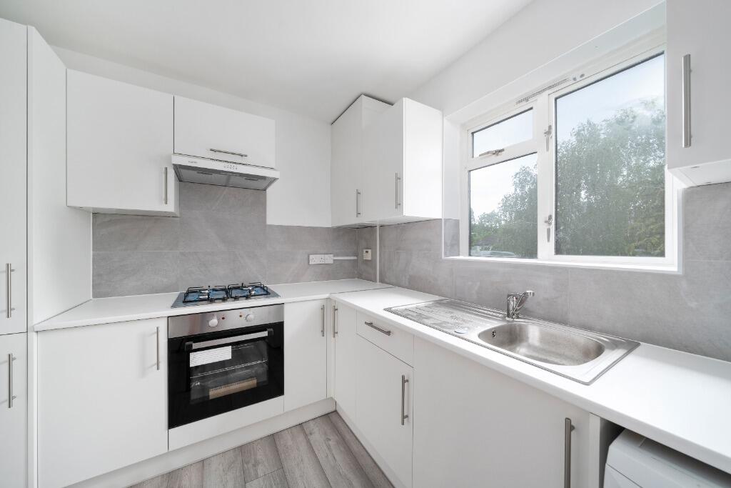 Main image of property: Surridge Gardens, London, SE19