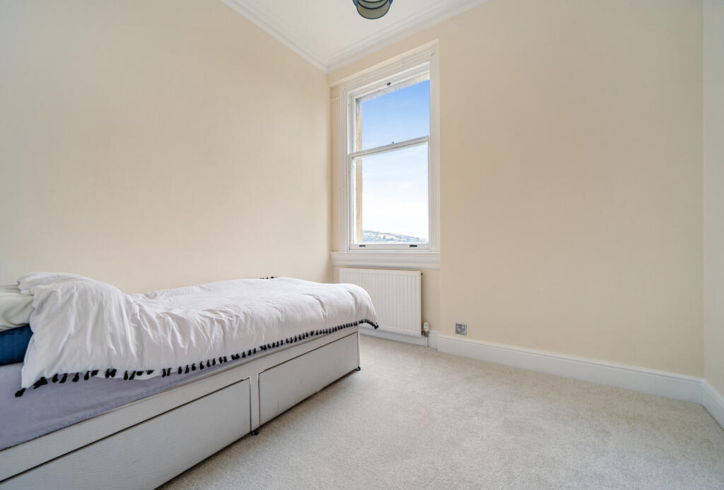 Apartment in Bath - View 4