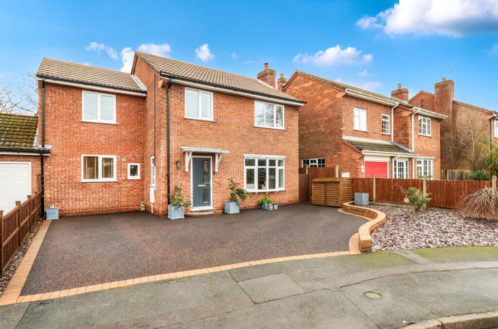 Main image of property: Wyatt Close, Martin, Lincoln, Lincolnshire, LN4