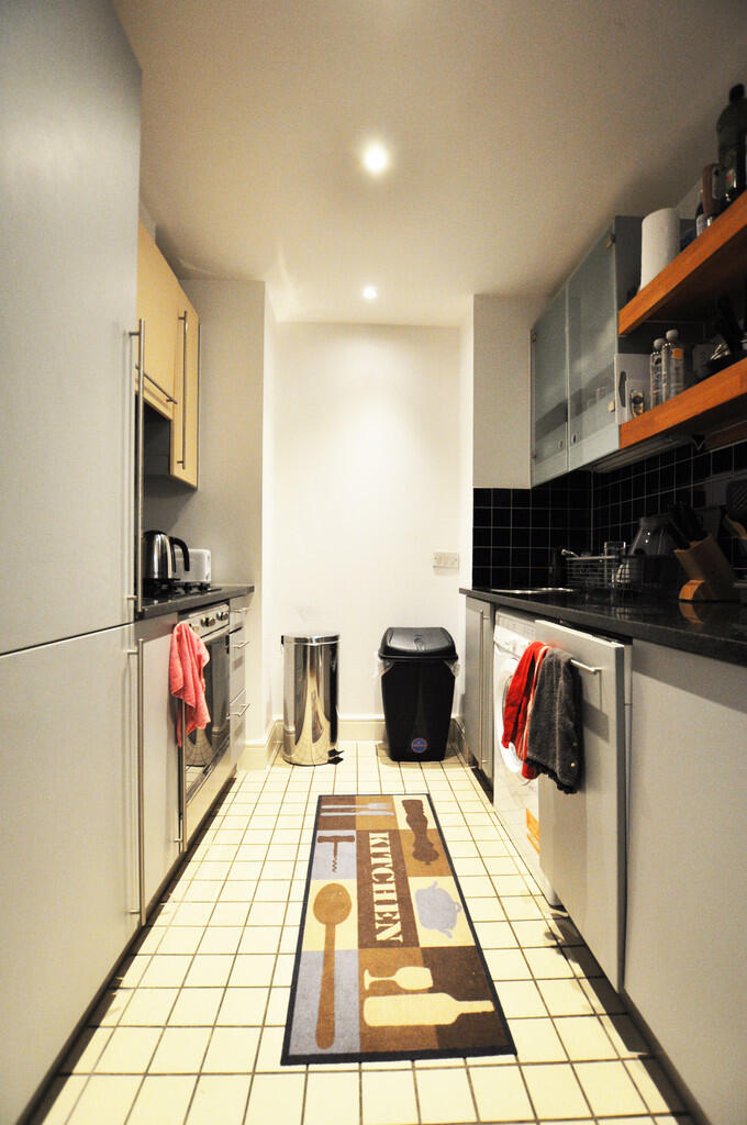2 bedroom ground floor flat for rent