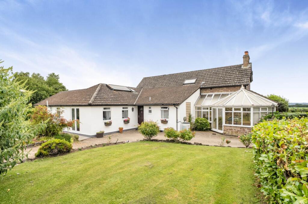House in Forest of Dean, Woolaston - View 2