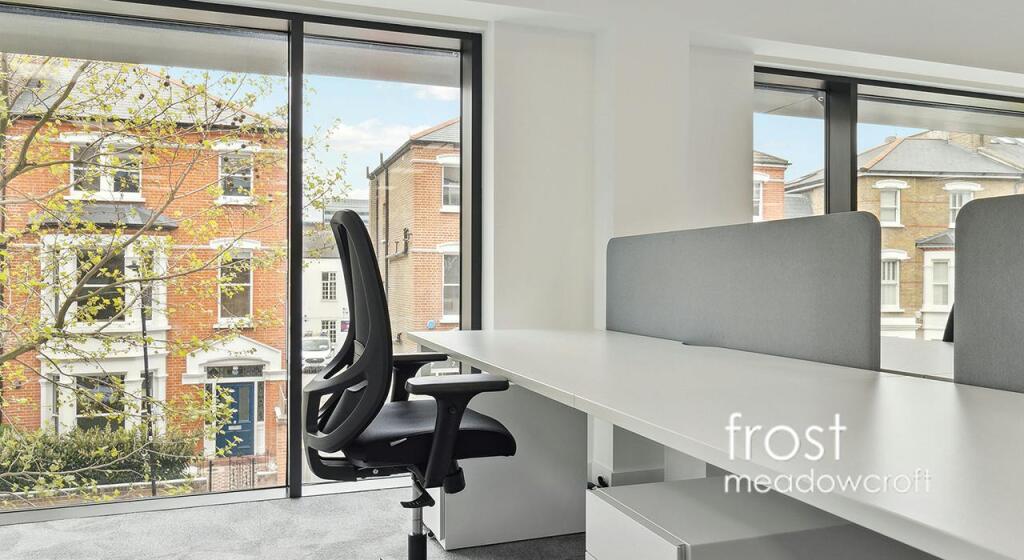 Kings House Hammersmith Rd W6 office to let 27.jpg