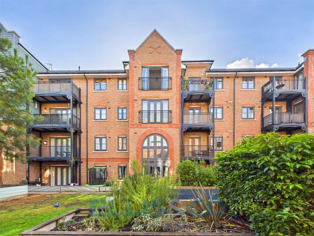 Main image of property: Cannons Wharf, Tonbridge, Kent, TN9