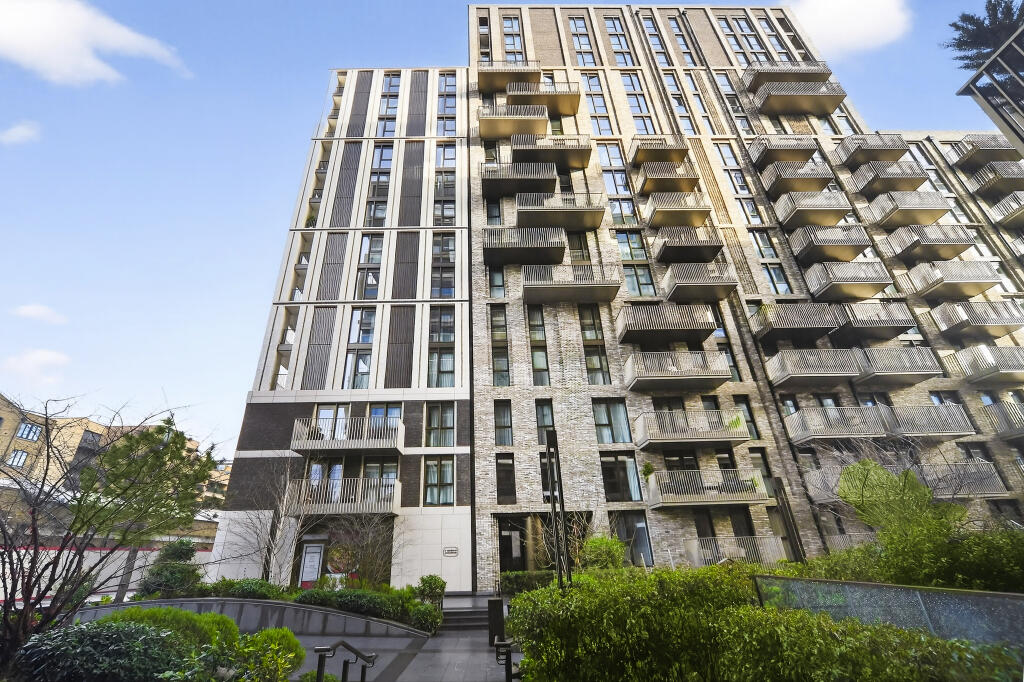 Main image of property: 3 Merino Gardens, London, E1W