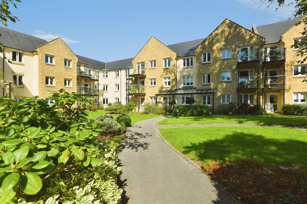 Apartment in Shepton Mallet, Somerset - View 2