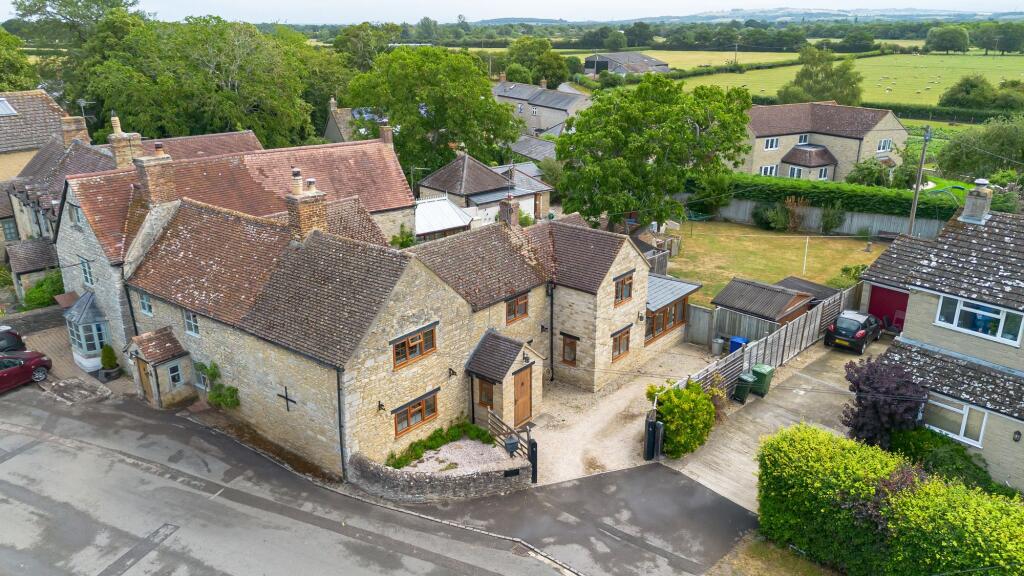 Main image of property: High Street, Charlton On Otmoor, OX5