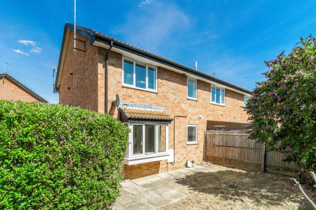 Main image of property: Waterlow Close, Newport Pagnell
