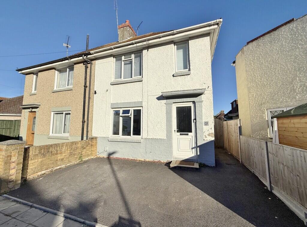 3-bed semi-detached on Gurnard Road, Cosham, £290,000
