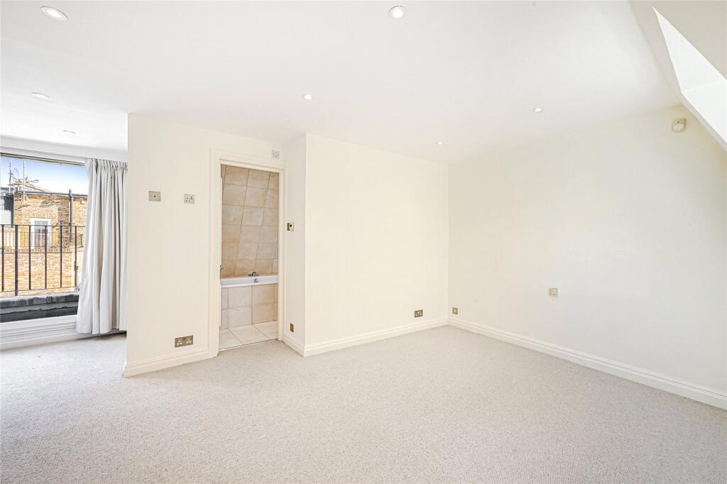 House in London - View 5