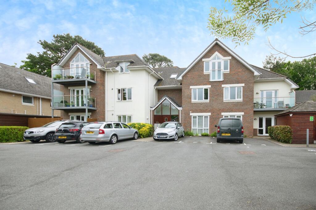 Wimborne Road, Bournemouth photo 3