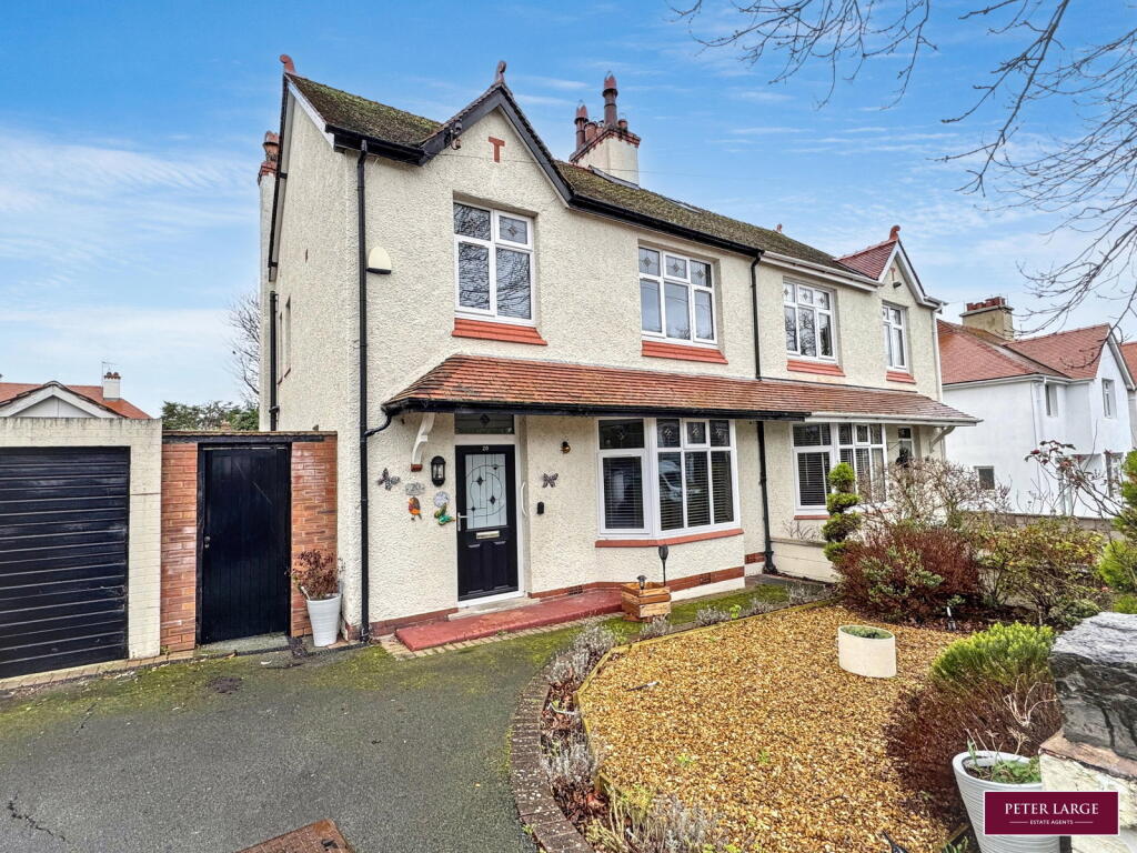 Main image of property: Plas Uchaf Avenue, Prestatyn, Denbighshire, LL19 9NR