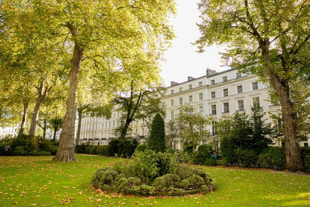 Prince's Square, W2 photo 2