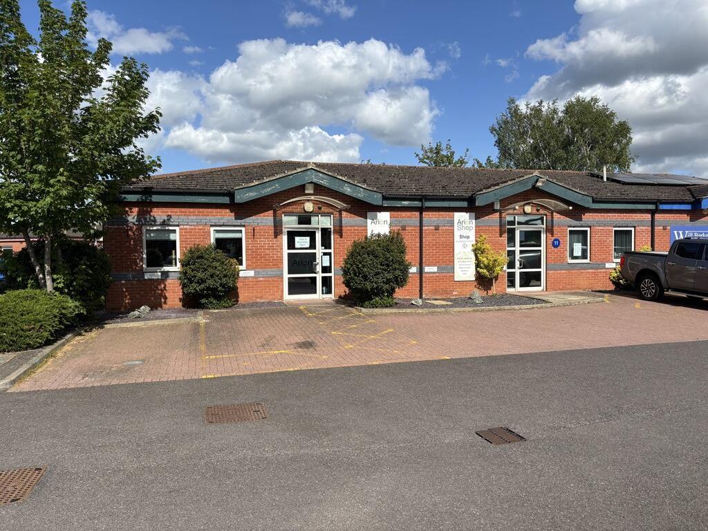 Main image of property: Units 10 & 11, The Point, Lions Way, Sleaford, Lincolnshire, NG34 8GG