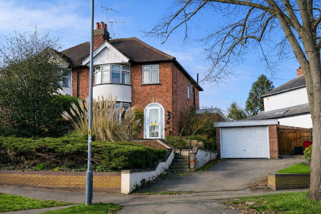 Main image of property: Greville Road, Warwick