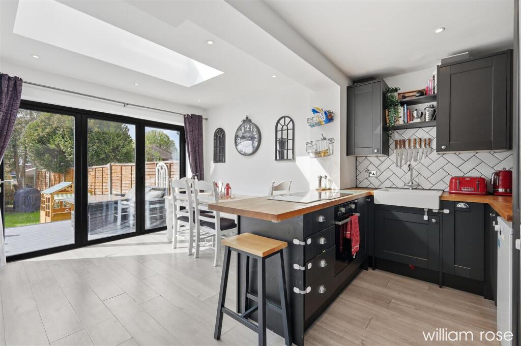 Bluehouse Road, Chingford - View 2