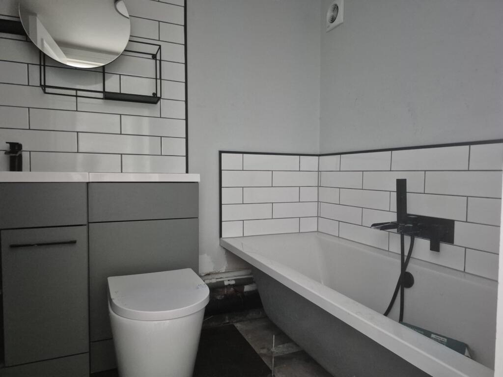 Apartment in Canterbury - View 5