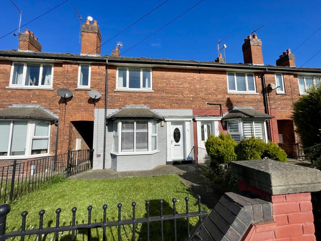 Main image of property: Scalby Grove, HULL