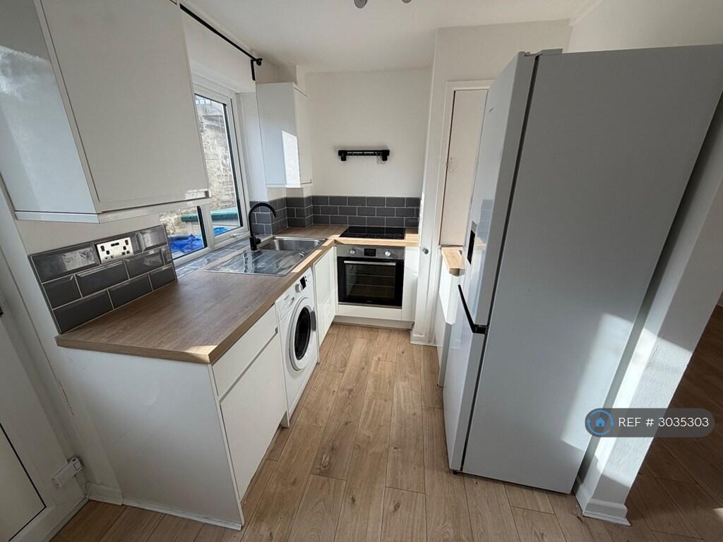Apartment in Bath - View 5