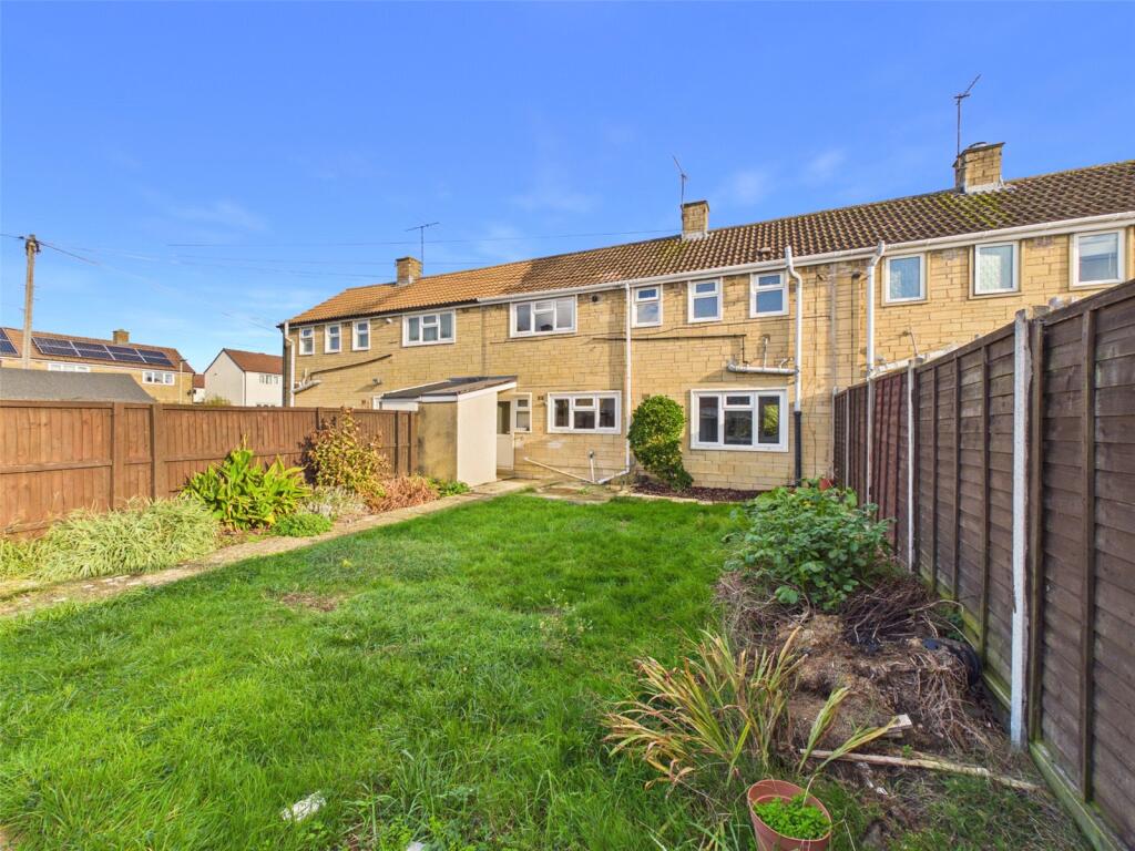 3-bed terraced on Milne Walk, Cheltenham, Gloucestershire, GL51, £220,000