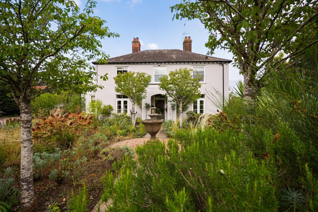 House in Colchester - View 3