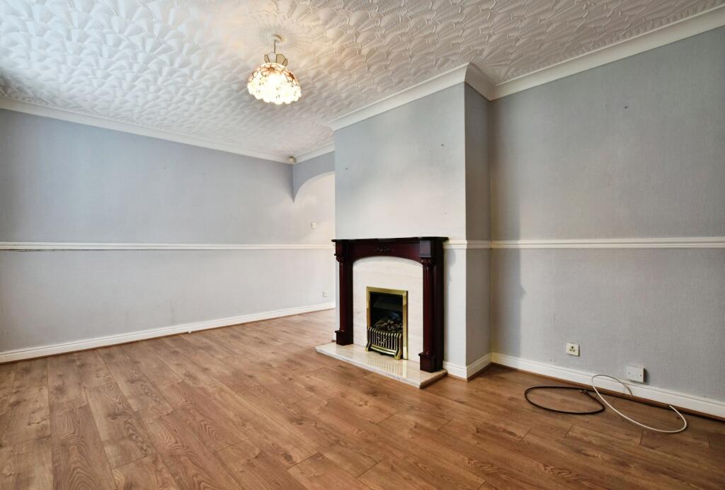 Bank Street, Cheadle, Greater Manchester, SK8 photo 4