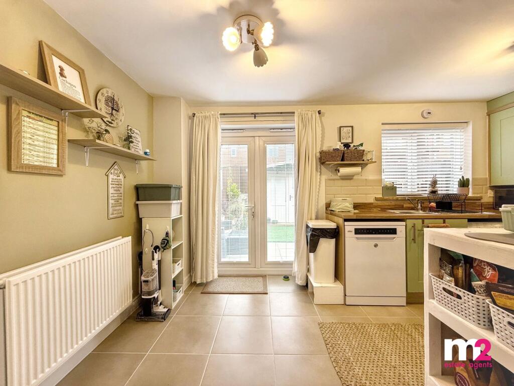 House in Newport, Bettws - More