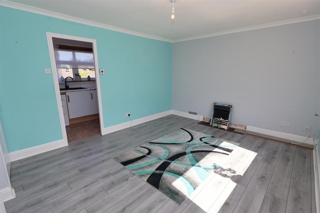 Apartment in Paisley - View 3