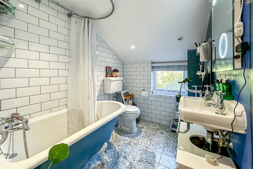 Additional image 8 of Park Street, St. Albans, Hertfordshire, AL2