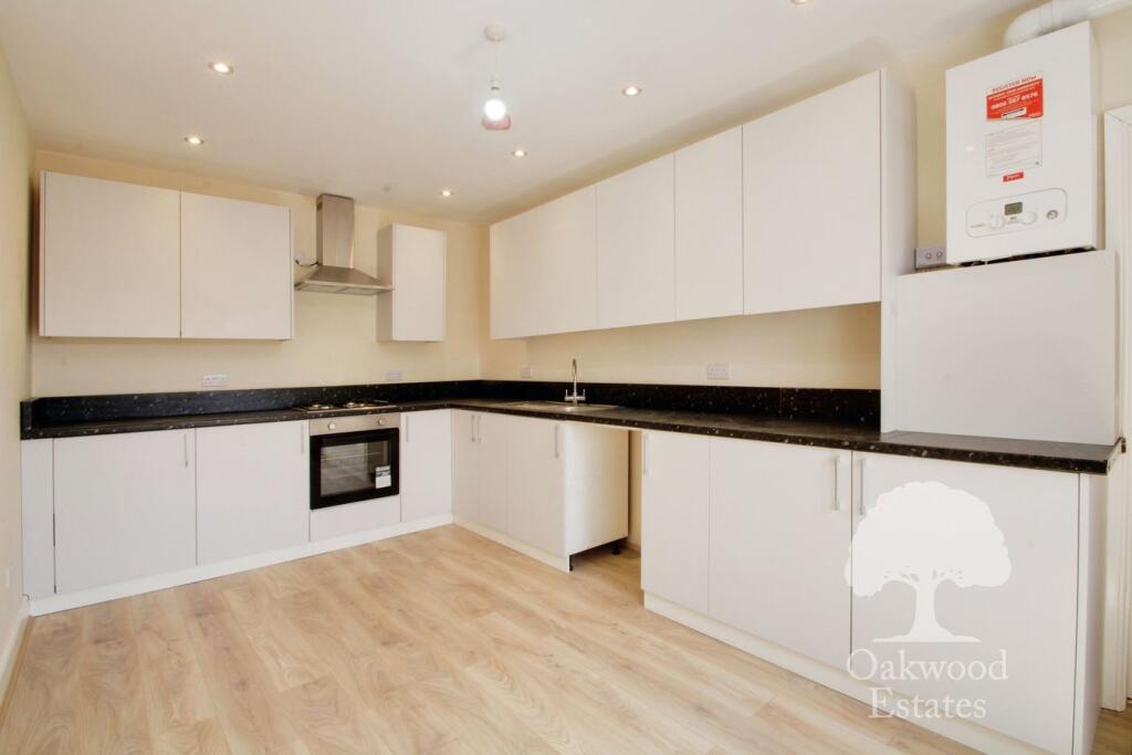 Apartment in Slough - More