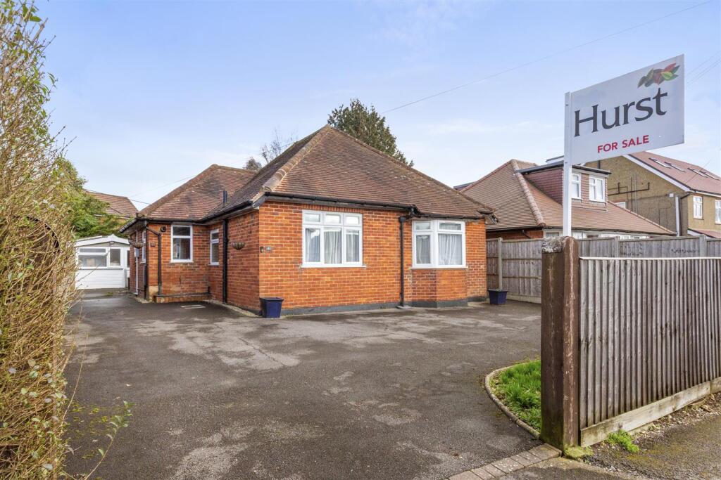 Main image of property: THE CRESCENT, HIGH WYCOMBE (NO CHAIN)