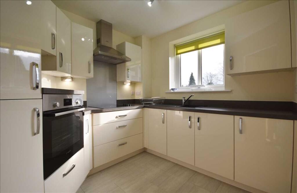 Apartment in South Ribble, Lancashire - View 4