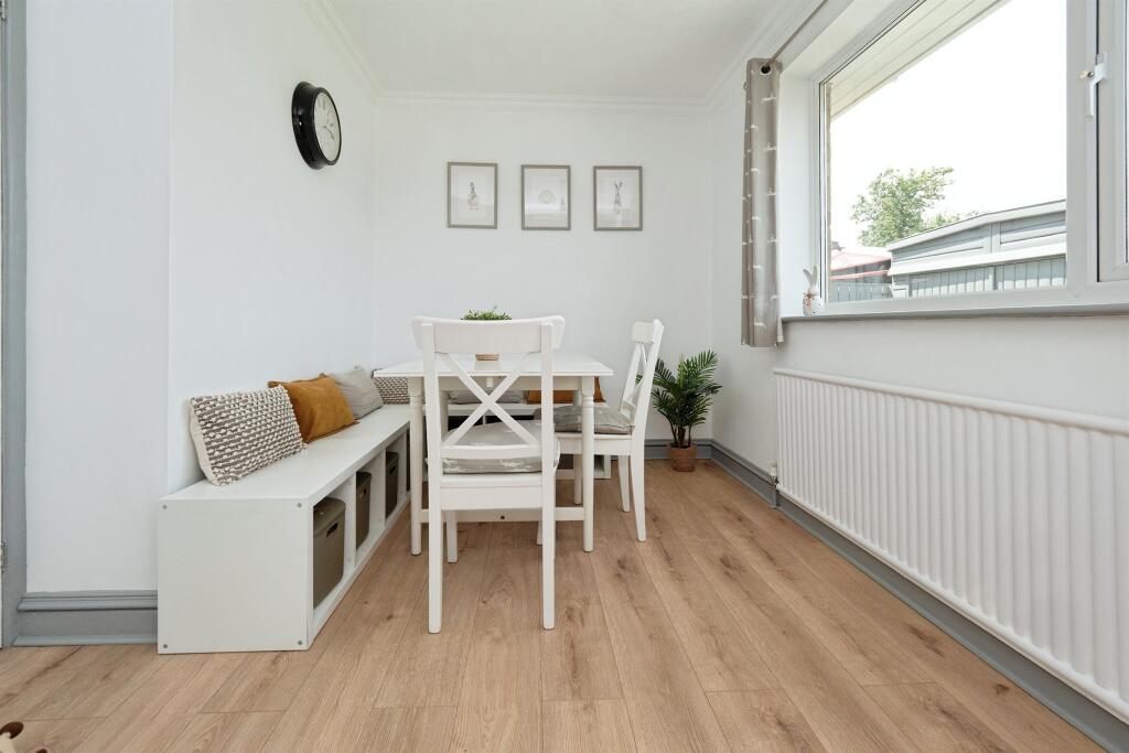 Chestnut Avenue, Beverley - More
