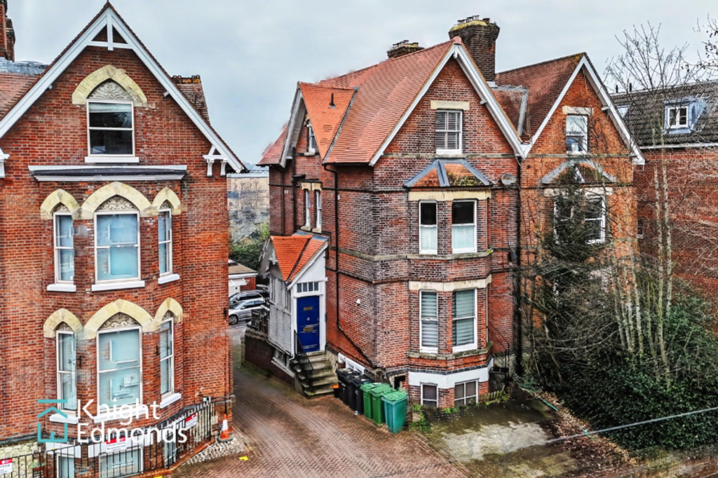 Main image of property: College Road, Maidstone, ME15