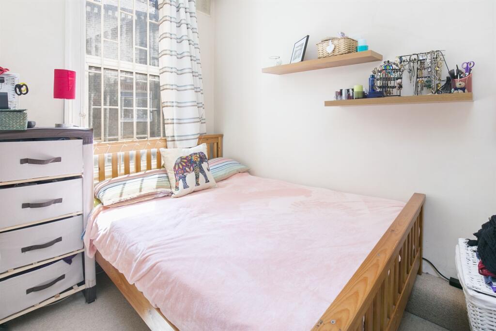 Apartment in London - View 4