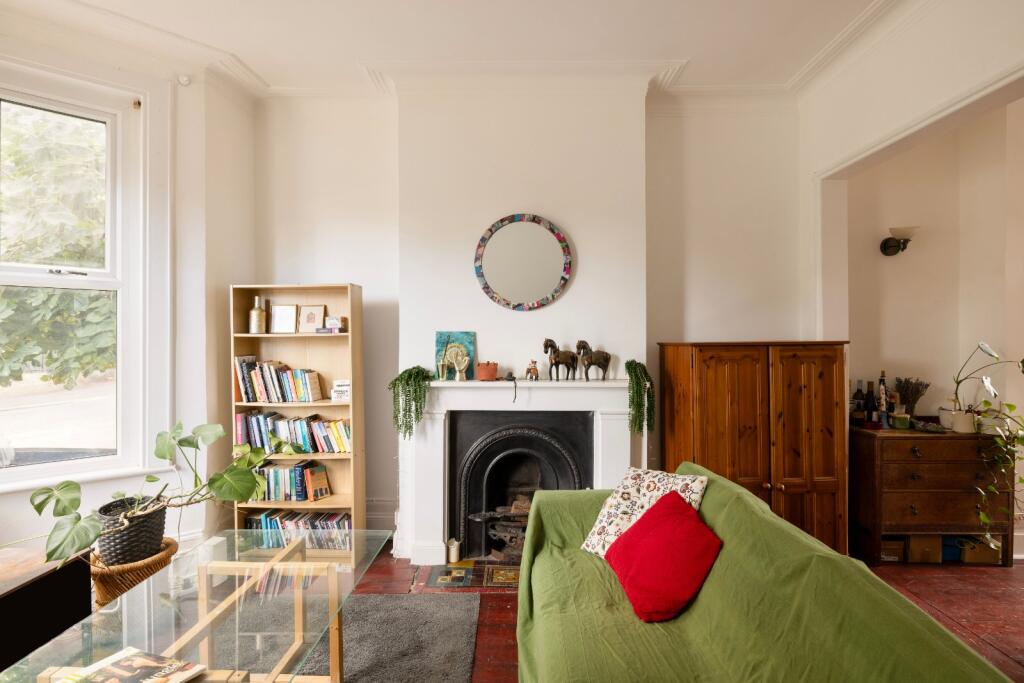 House in London - View 4