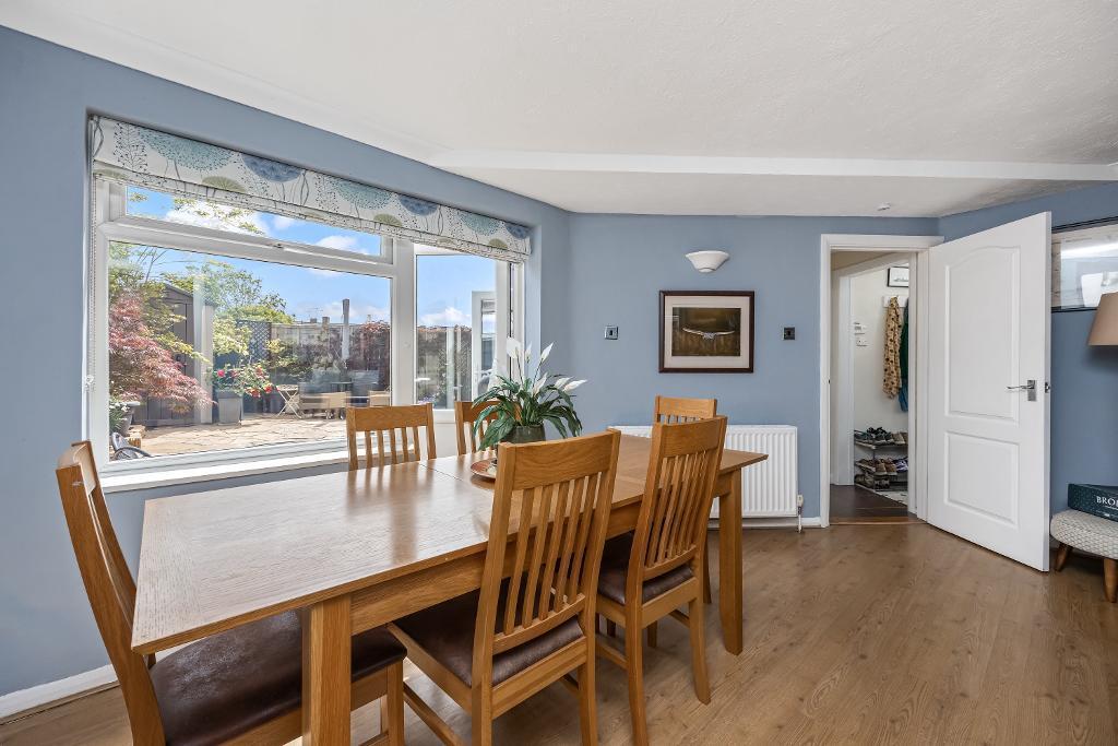 House in Horsham, Upper Beeding - View 4