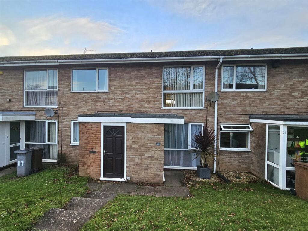 Main image of property: Merryfield Close, Solihull