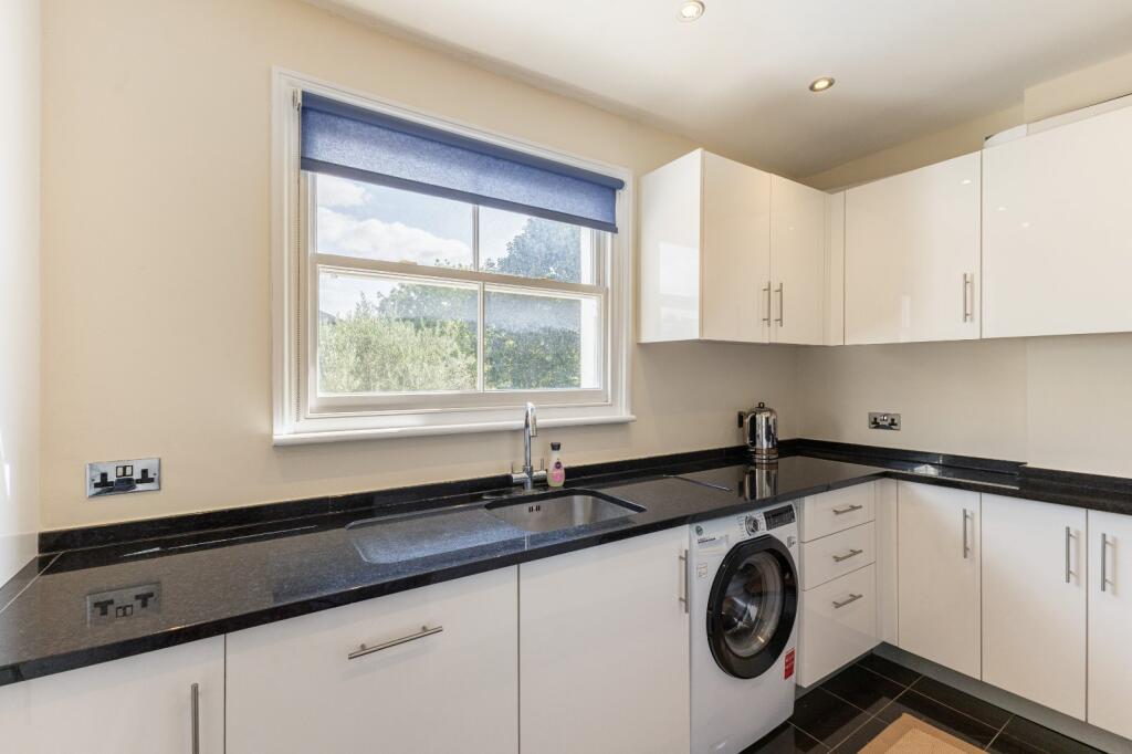 Apartment in London, Hurlingham, Fulham - View 5