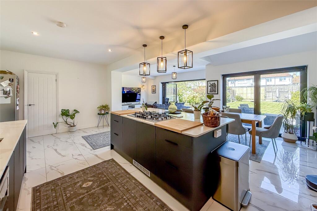 Additional image 4 of Manor Road, London Colney, St. Albans, Hertfordshire, AL2