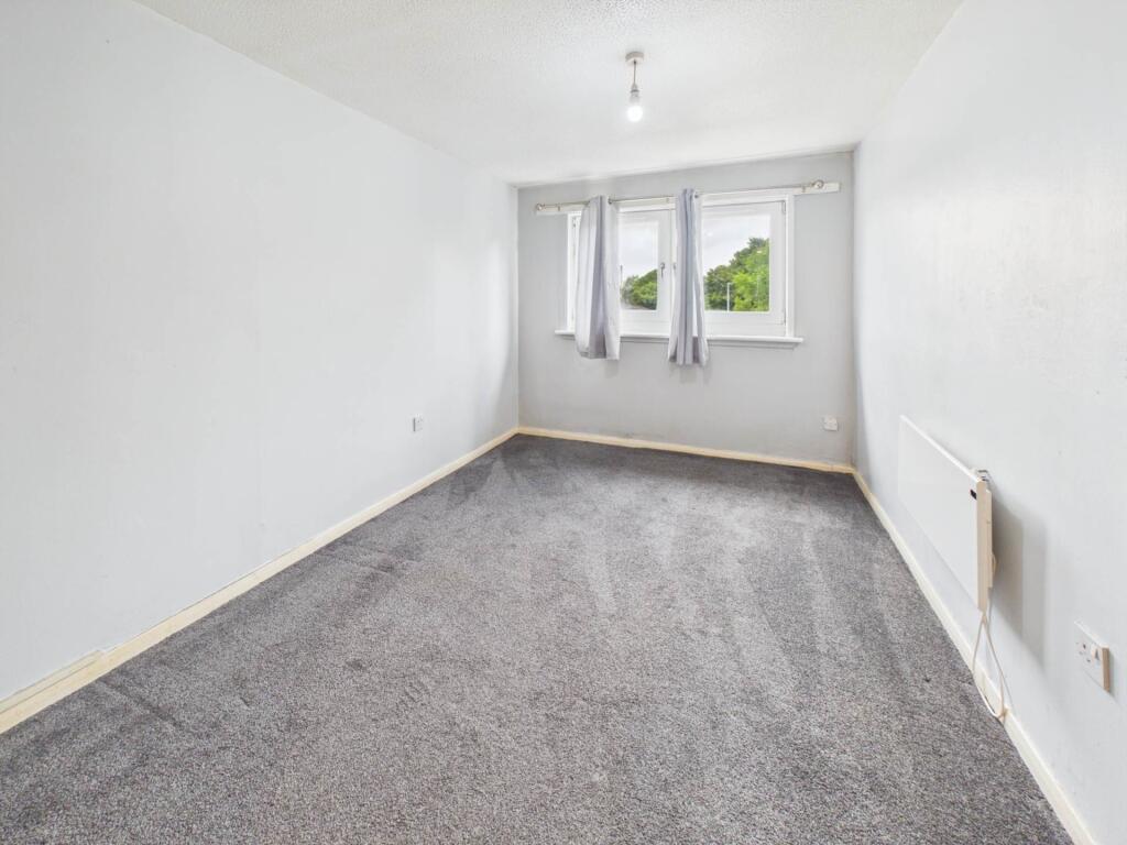Apartment in Glasgow, South Lanarkshire - More