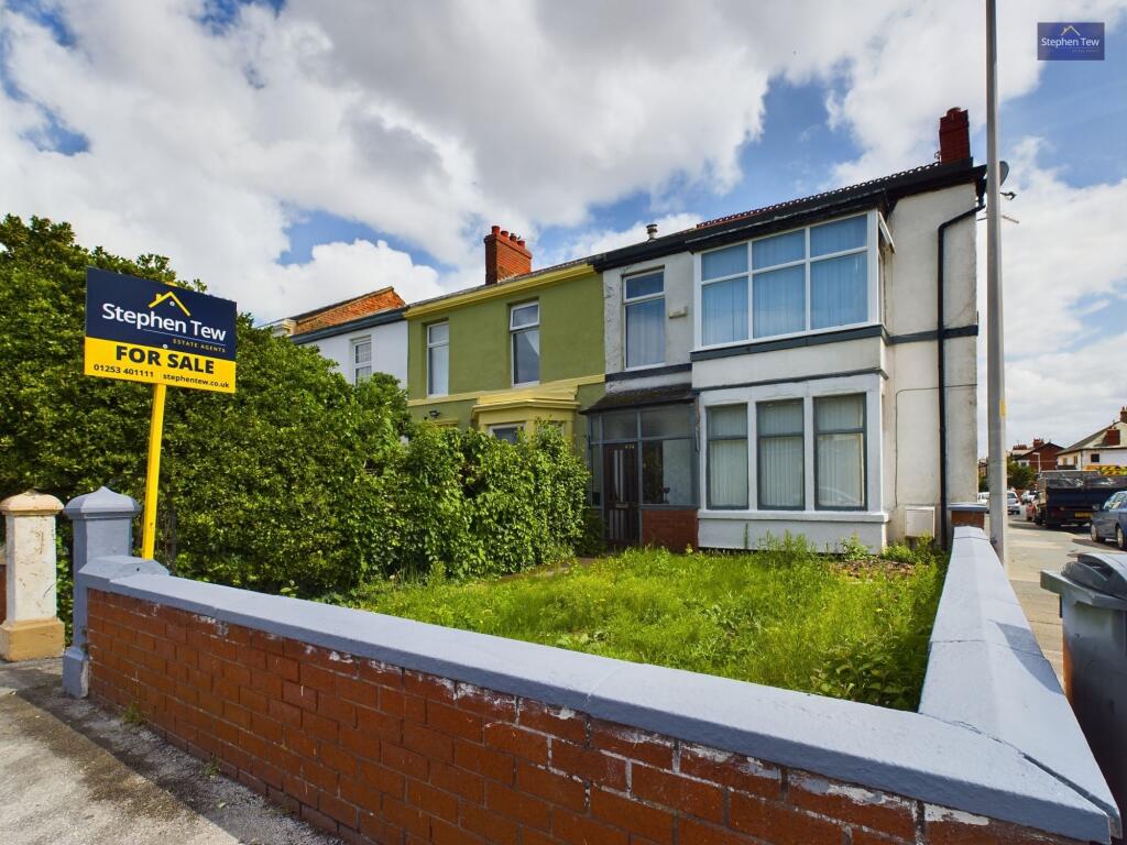 4-bed terraced on Lytham Road, Blackpool, FY4, £150,000