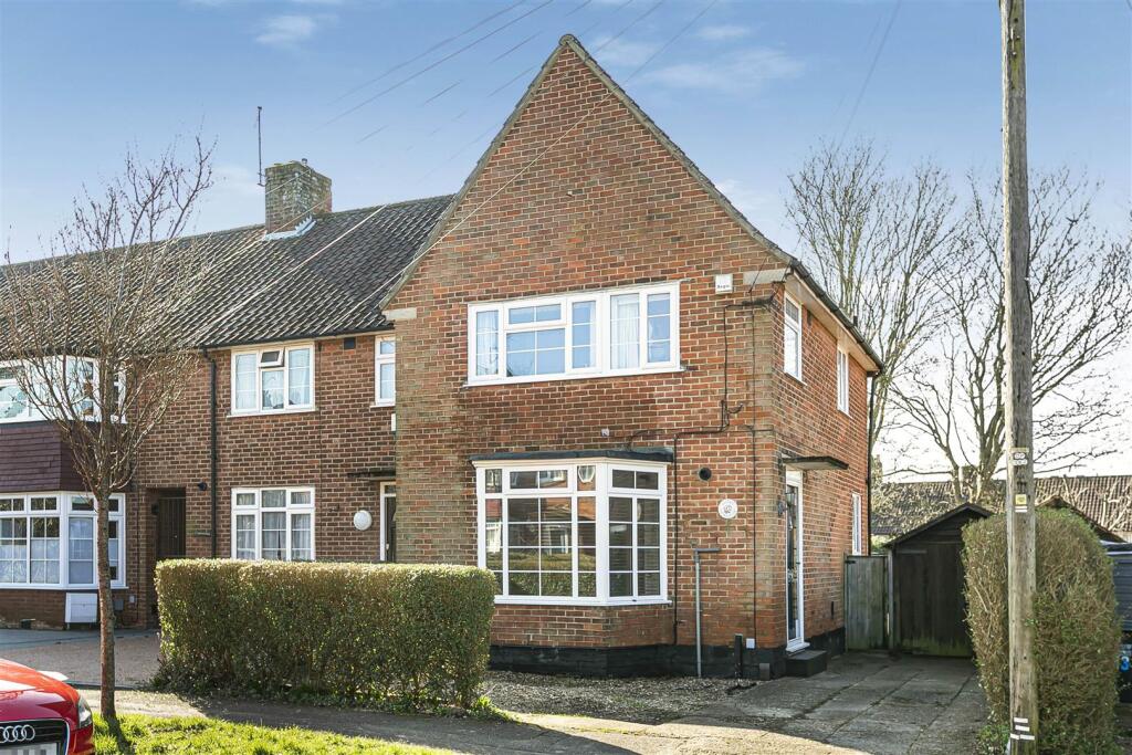 Main image of property: Newfields, Welwyn Garden City