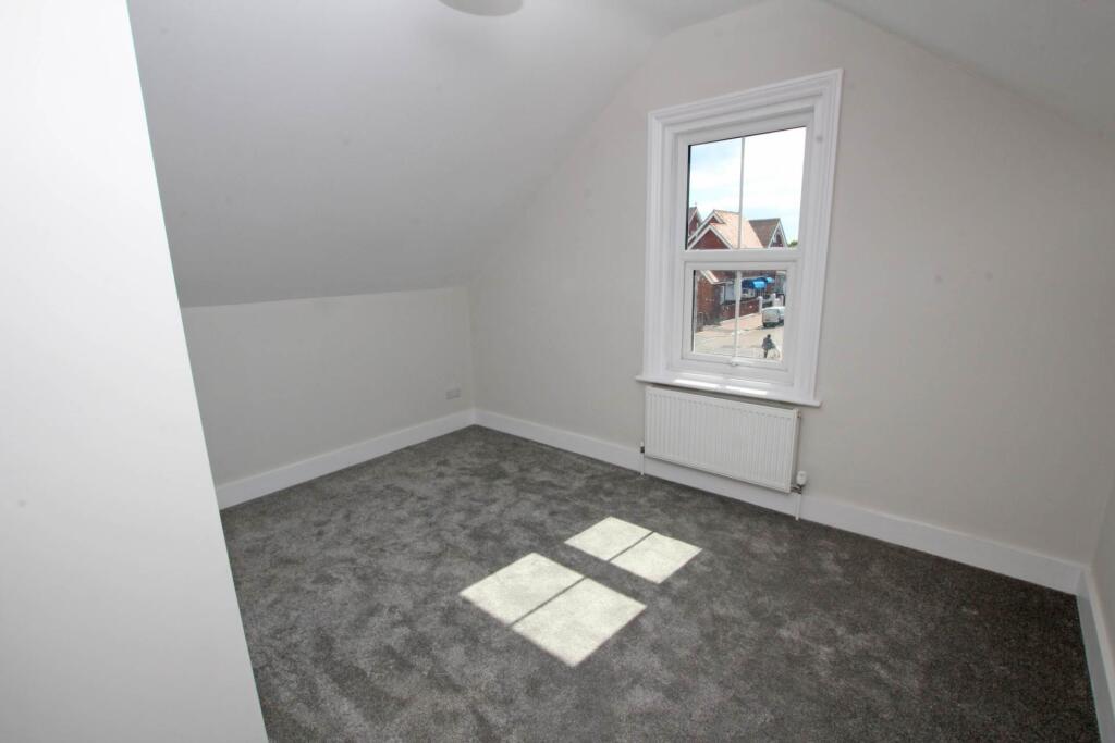 Apartment in Eastbourne, East Sussex - More