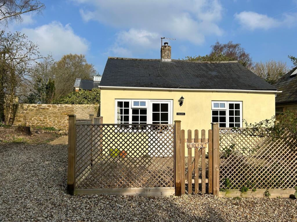 Main image of property: Little Coxwell, SN7